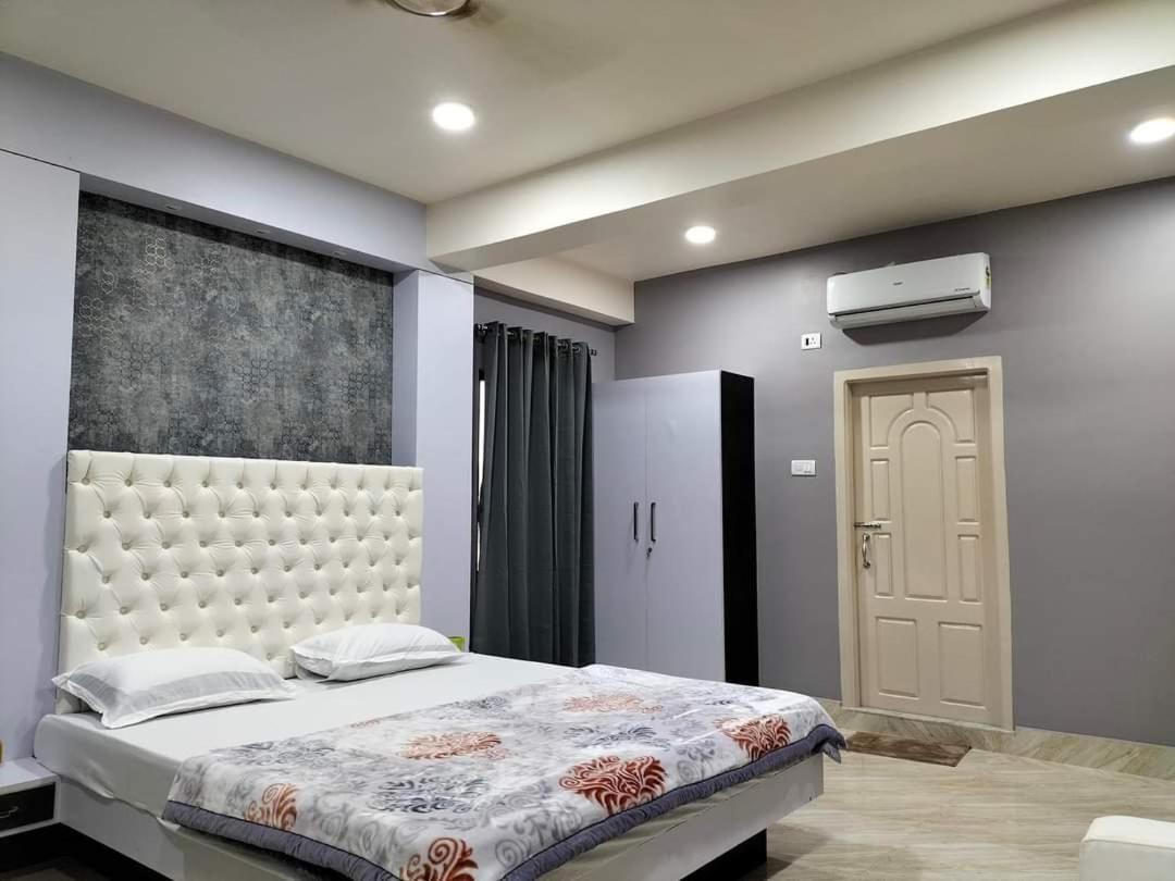 Radiant Club & Resort Imphal Eksteriør bilde